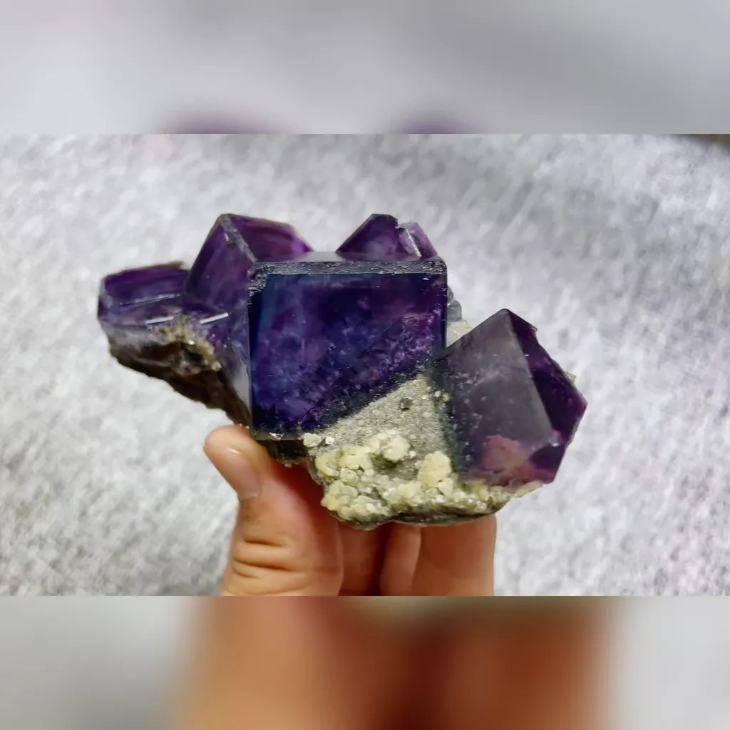 Natural Purple Cubic Fluorite comes from Inner Mongolia,China 120*45*40MM - image 3