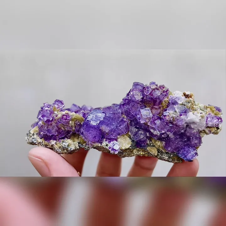 Natural Purple Cubic Fluorite comes from Leipingkuang,Chenzhou 115*50*40MM image