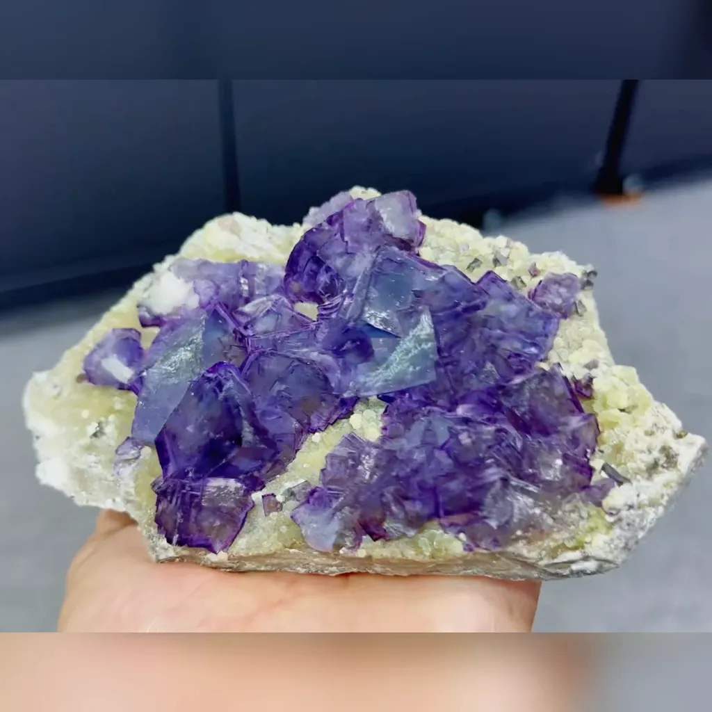 Natural Purple Cubic Fluorite comes from Yaogangxian,Hunan 140*85*30MM - image 2