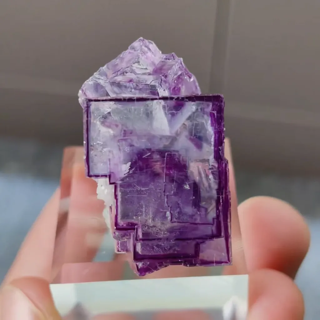 Natural Purple Cubic Fluorite comes from Yaogangxian,Hunan 20*30*20MM - image 4