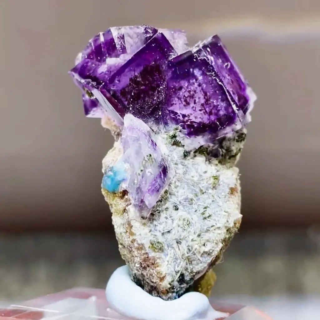 Natural Purple Cubic Fluorite comes from Yaogangxian,Hunan 25*15*35MM image