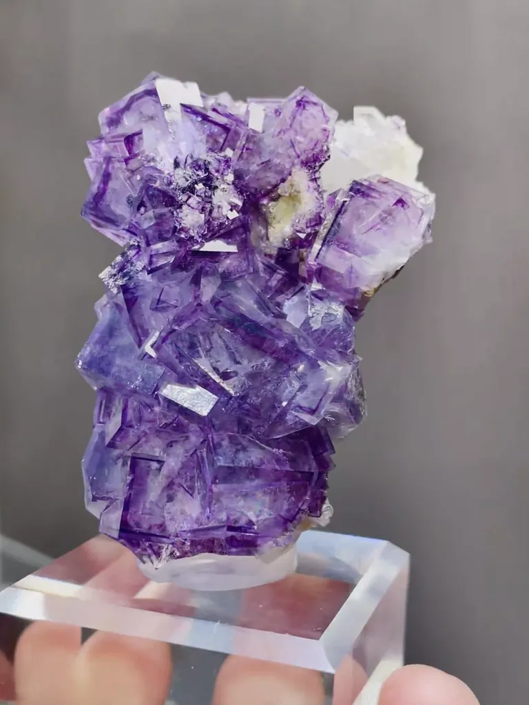 Natural Purple Cubic Fluorite comes from Yaogangxian,Hunan 40*30*50MM - image 2