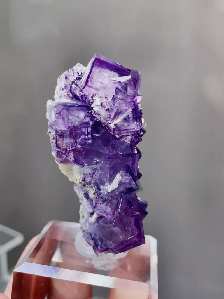 Natural Purple Cubic Fluorite comes from Yaogangxian,Hunan 40*30*50MM - image 4