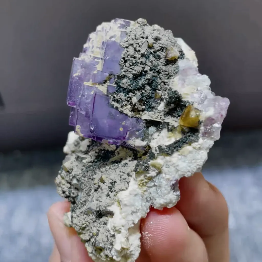 Natural Purple Cubic Fluorite comes from Yaogangxian,Hunan 50*25*55MM - image 2