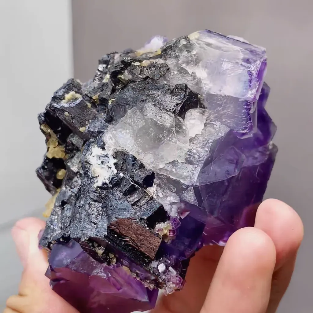 Natural Purple Cubic Fluorite comes from Yaogangxian,Hunan 60*60*45MM - image 2