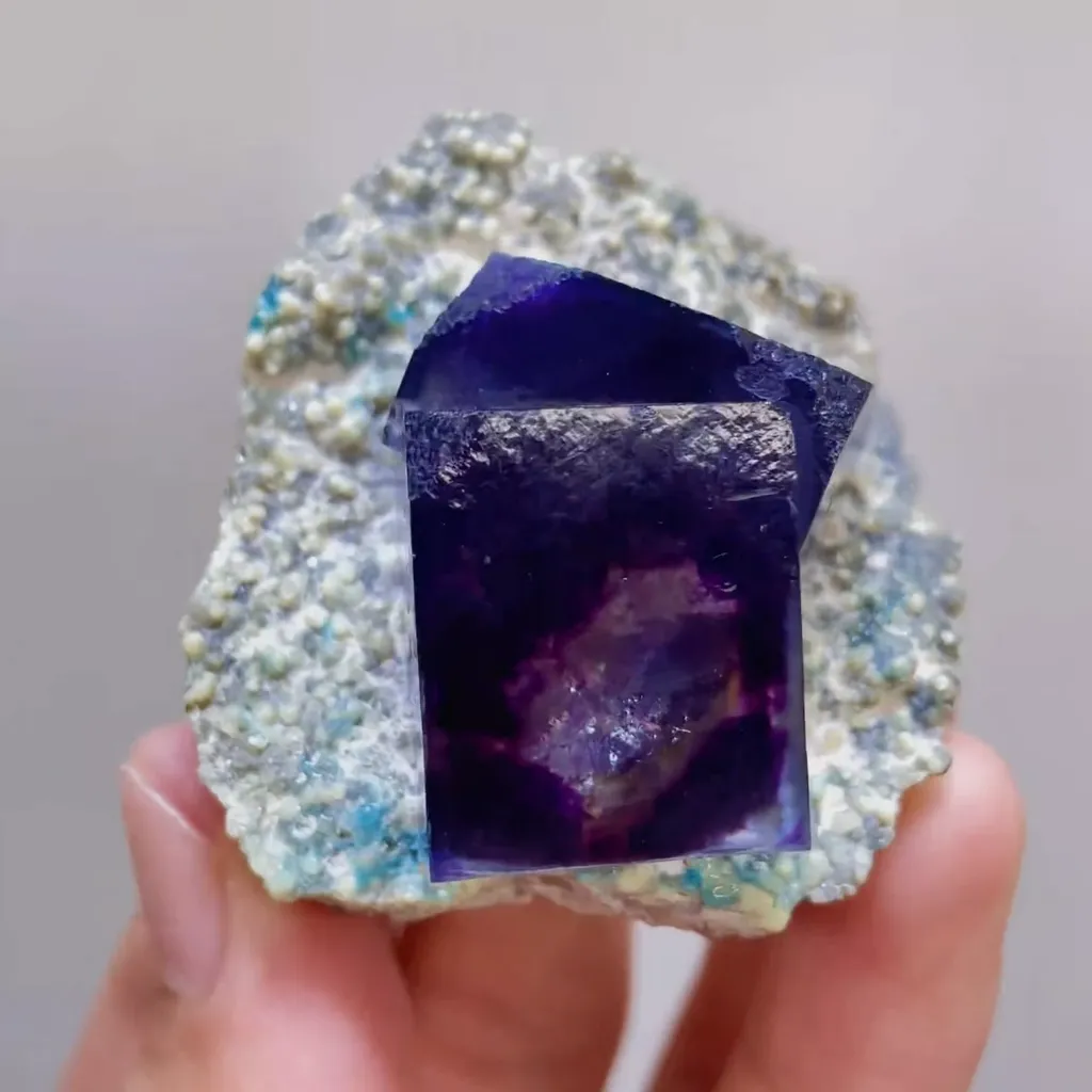 Natural Purple Cubic Fluorite comes from Yindu, Inner Mongolia 40*45*25MM - image 6