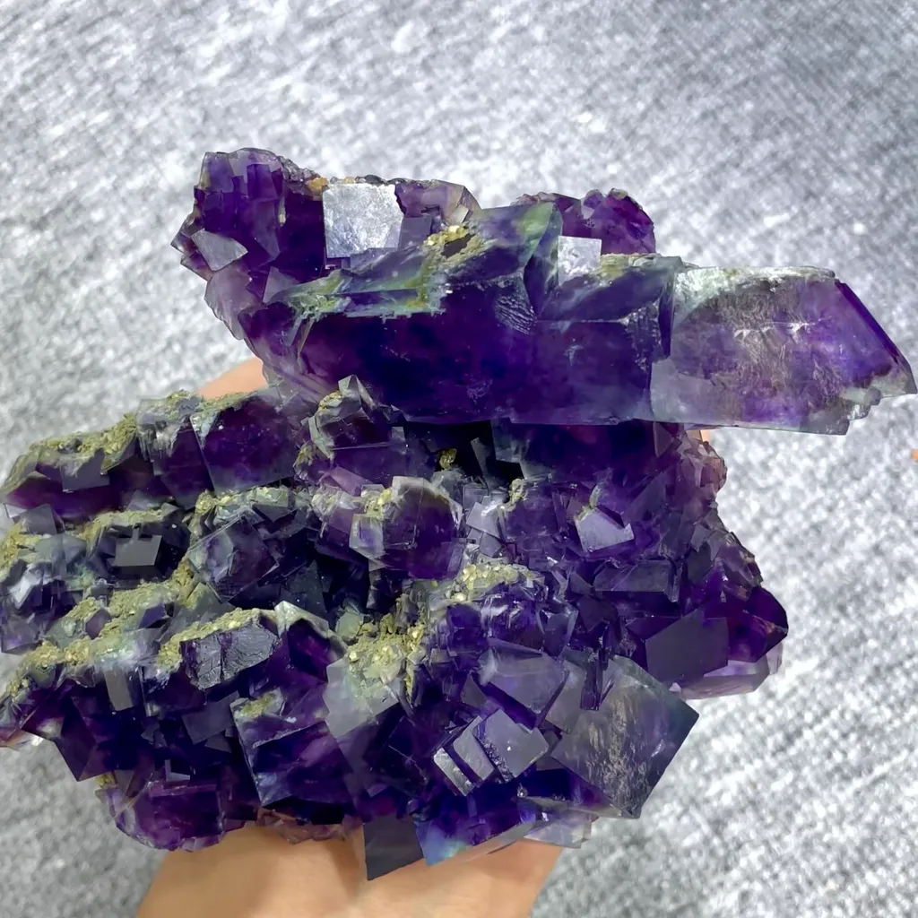 Natural Purple Cubic Fluorite comes from Yindu,Inner Mongolia 125*100*55MM - image 2