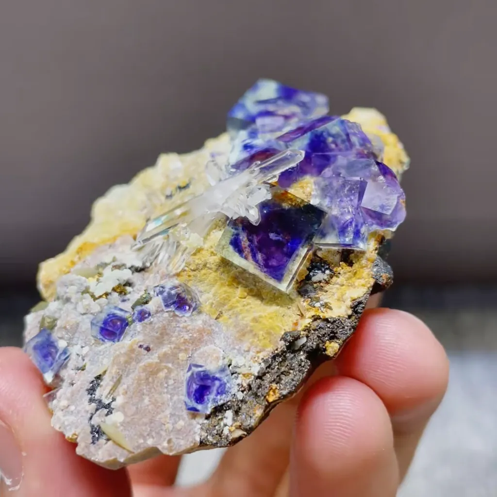 Natural Purple Cubic Fluorite comes from Yindu,Inner Mongolia 65*45*25MM - image 3