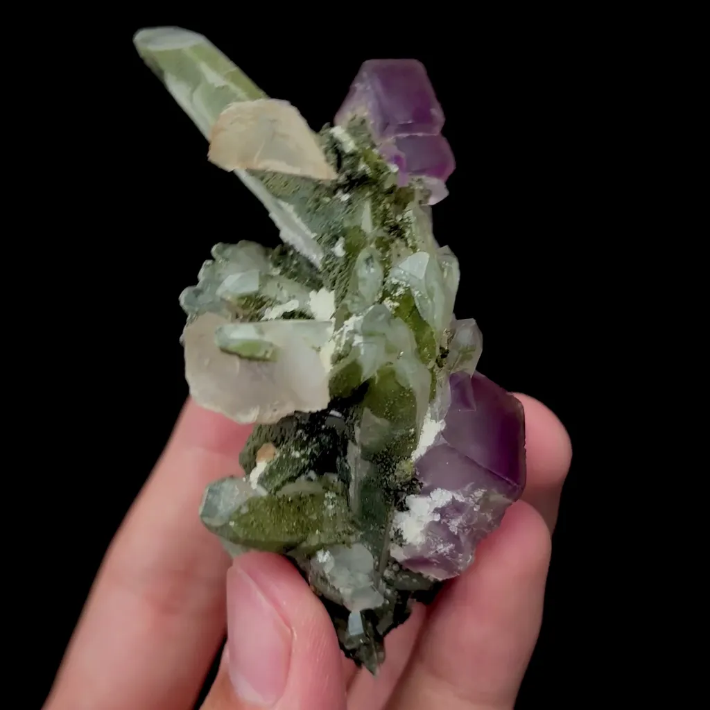 Natural Purple Cubic Fluorite Crystal and Calcite Mineral Specimen,High Quality Specimen,YAO GANG XIAN,HUNAN,CHINA(53*40*84mm) - image 3