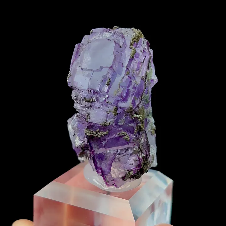 Natural Purple Cubic Fluorite, Mineral Specimen: Yaogangxian,Hunan (25*25*35MM) - image 2