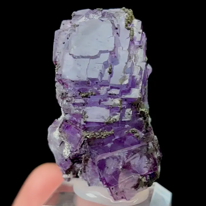 Natural Purple Cubic Fluorite, Mineral Specimen: Yaogangxian,Hunan (25*25*35MM) - image 4