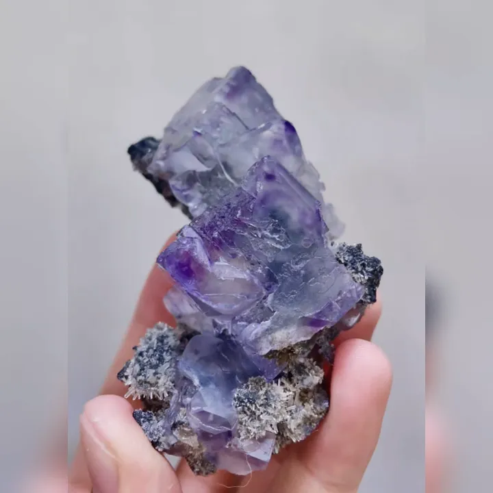 Natural Purple Cubic Fluorite & Mineral Specimen: Yaogangxian,Hunan (40*80*25mm) - image 4