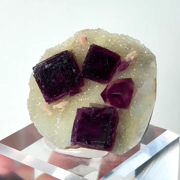 Natural Purple Cubic Fluorite, Mineral Specimen:Anhui,China (55*30*20MM) - image 3