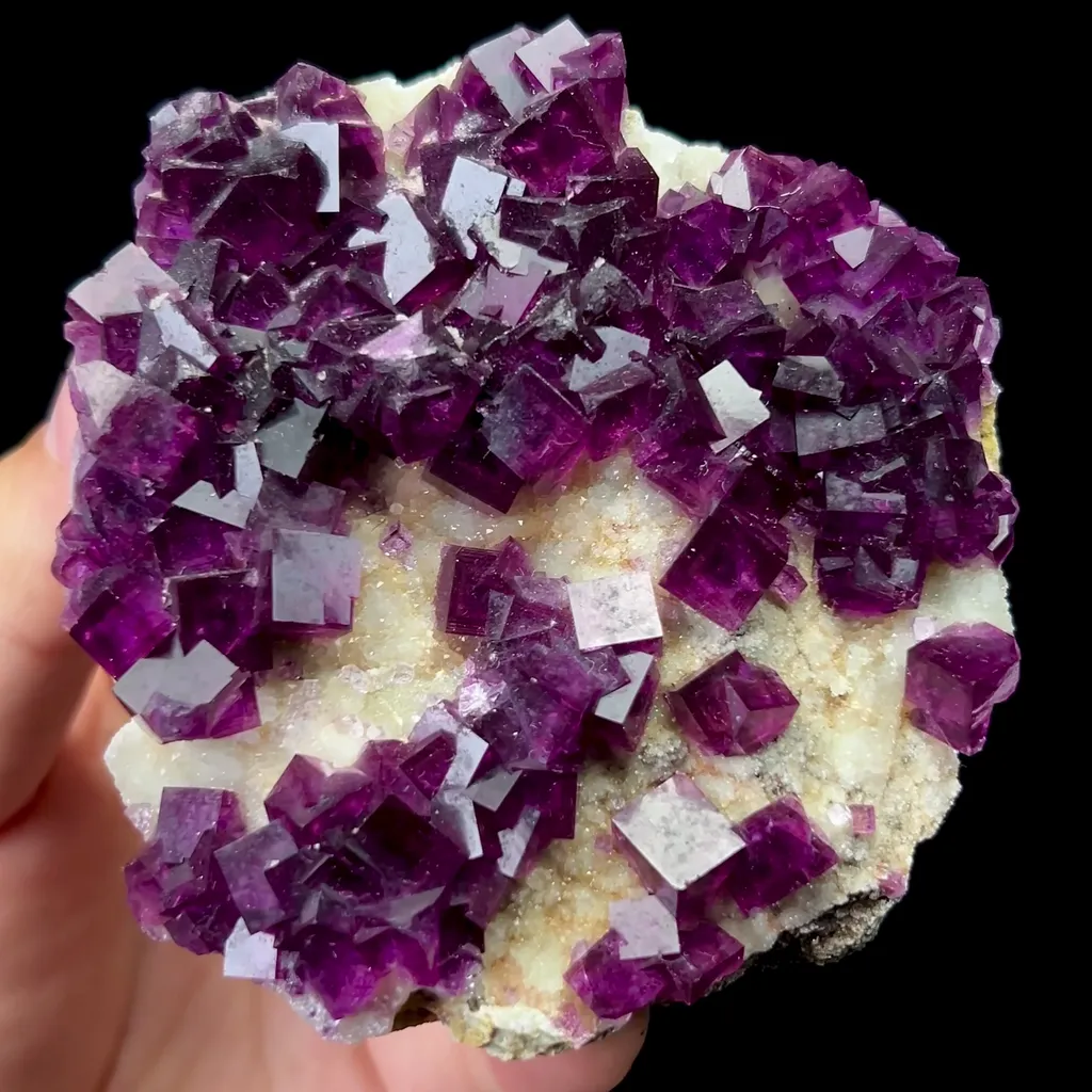 Natural Purple Cubic Fluorite Mineral Specimen,High Quality Specimen,ANHUI,CHINA(85*75*20mm) image