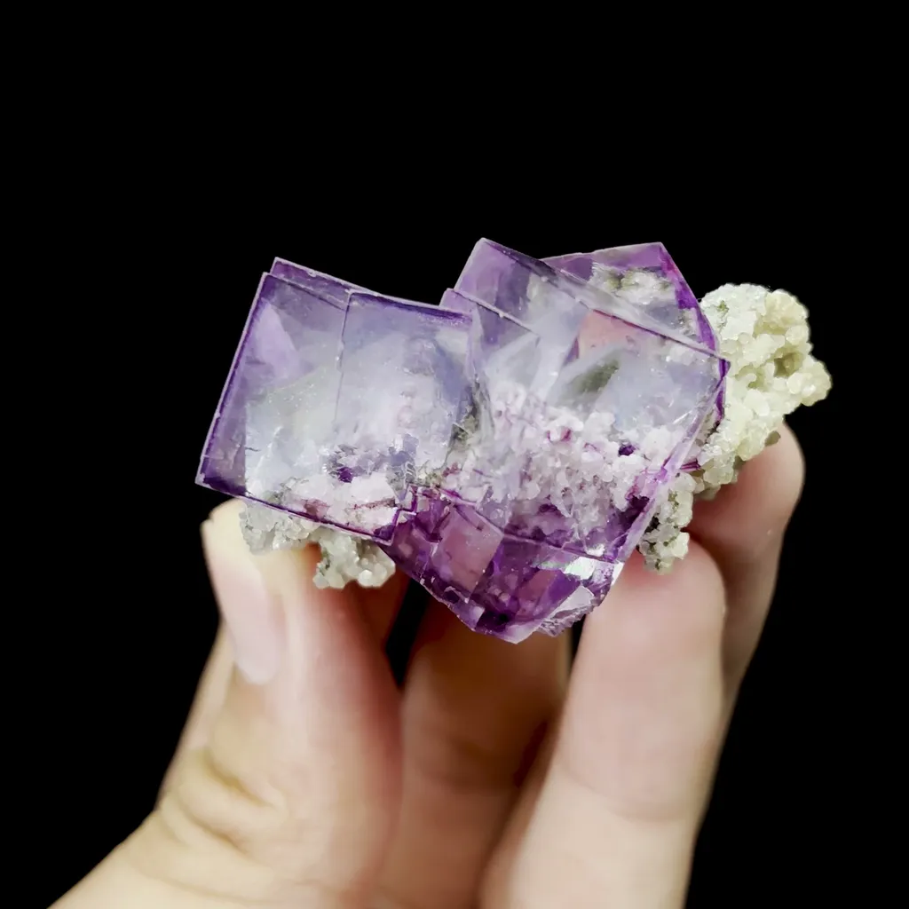 Natural Purple Cubic Fluorite Mineral Specimen,High Quality Specimen,YAO GANG XIAN,HUNAN,CHINA(50*54*30mm) - image 3
