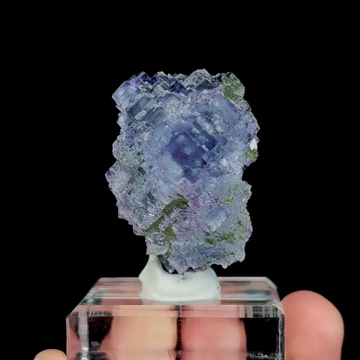 Natural Purple Cubic Fluorite, Mineral Specimen:Yaogangxian,Hunan (25*40*35MM) image