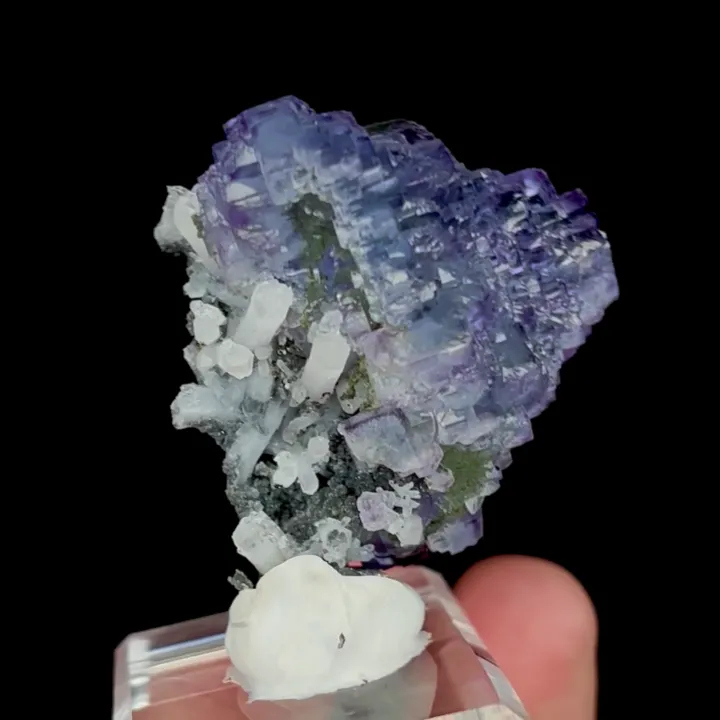 Natural Purple Cubic Fluorite, Mineral Specimen:Yaogangxian,Hunan (25*40*35MM) - image 4