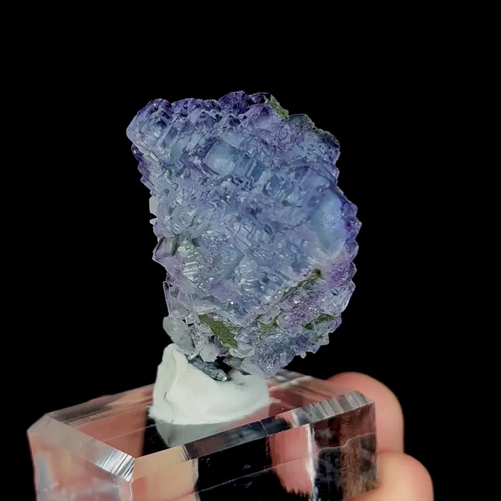 Natural Purple Cubic Fluorite, Mineral Specimen:Yaogangxian,Hunan (25*40*35MM) - image 2