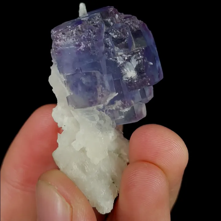 Natural Purple Cubic Fluorite, Mineral Specimen:Yaogangxian,Hunan (30*50*20MM) image