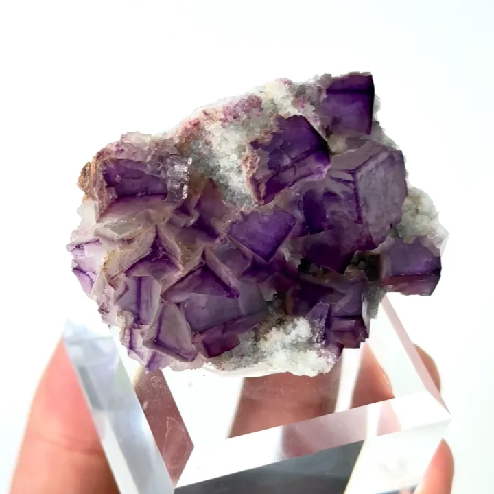 Natural Purple Cubic Fluorite, Mineral Specimen:Yaogangxian,Hunan (50*25*15MM) image