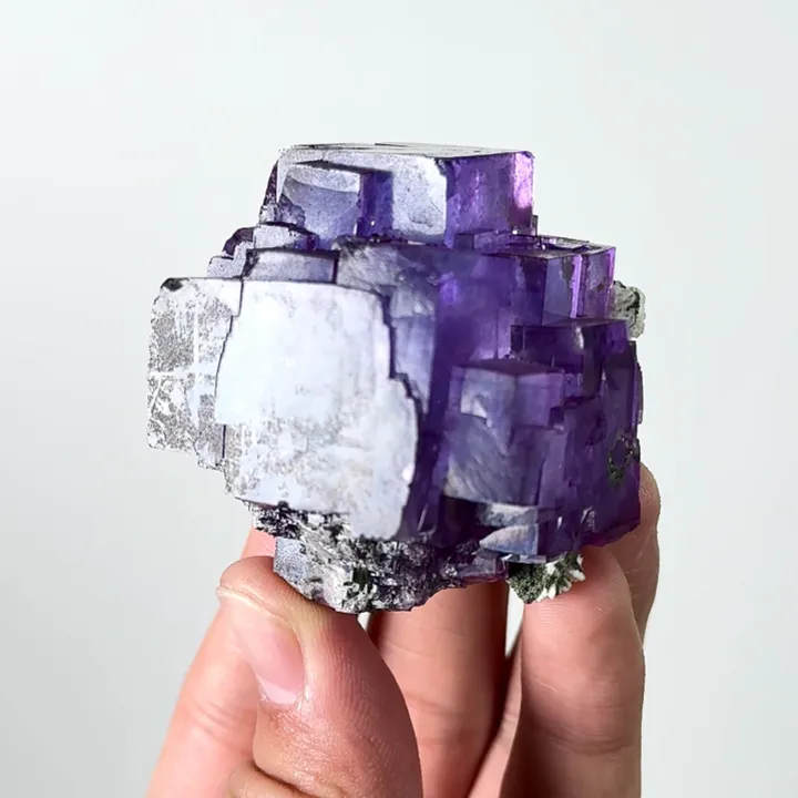 Natural Purple Cubic Fluorite, Mineral Specimen:Yaogangxian,Hunan (50*45*50MM) - image 2