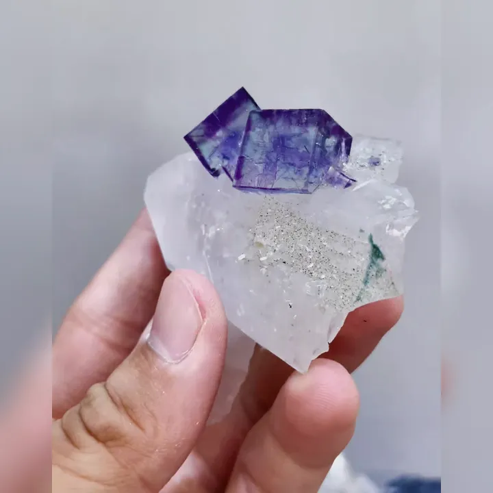 Natural Purple Cubic Fluorite & Quartz, Mineral Specimen: Yaogangxian,Hunan (60*65*25mm) - image 4