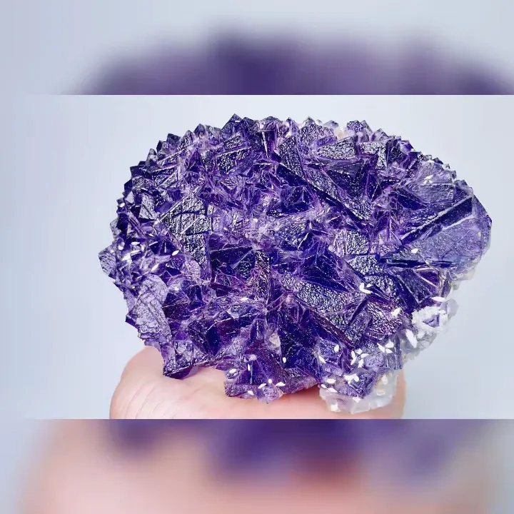 Natural Purple Cubic Fluorite,Mineral Specimen:Xinjiang,China ( 130*90*50MM) image