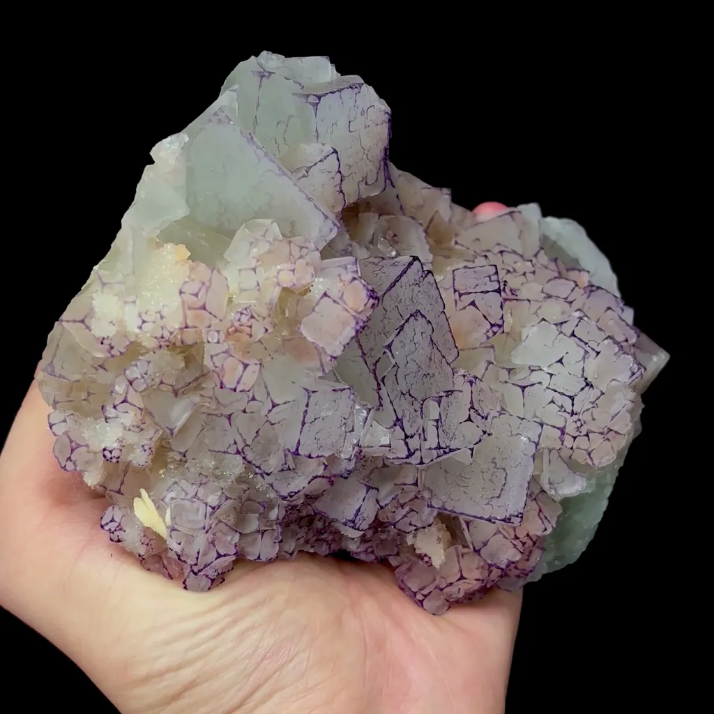 Natural Purple-Edged Fluorite Mineral Specimen,High Quality Specimen,GUIZHOU,CHINA(145*97*52mm) - image 2