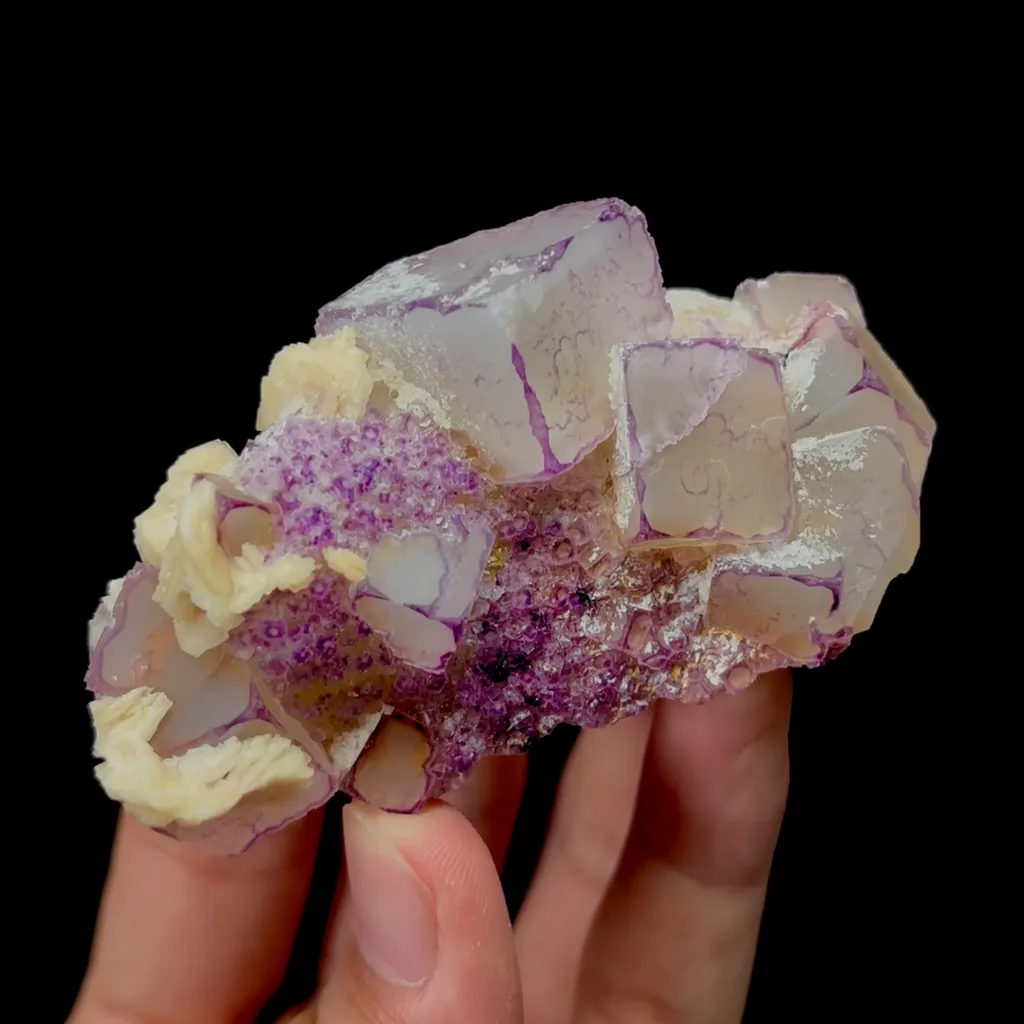Natural Purple-Edged Fluorite Mineral Specimen,High Quality Specimen,GUIZHOU,CHINA(80*45*36mm) image