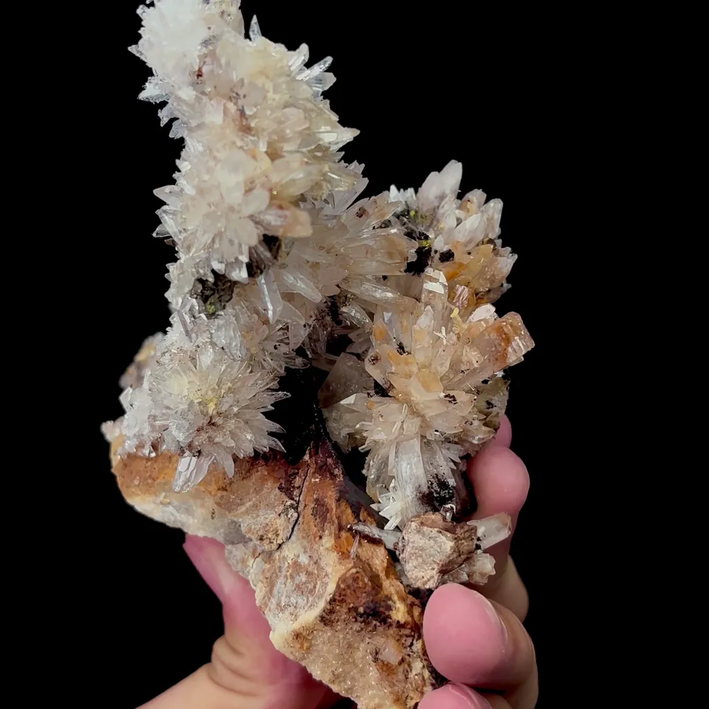 Natural Purple Floral Gypsum Mineral Specimen,High Quality Specimen,GUIZHOU,CHINA(120*70*110mm) - image 4