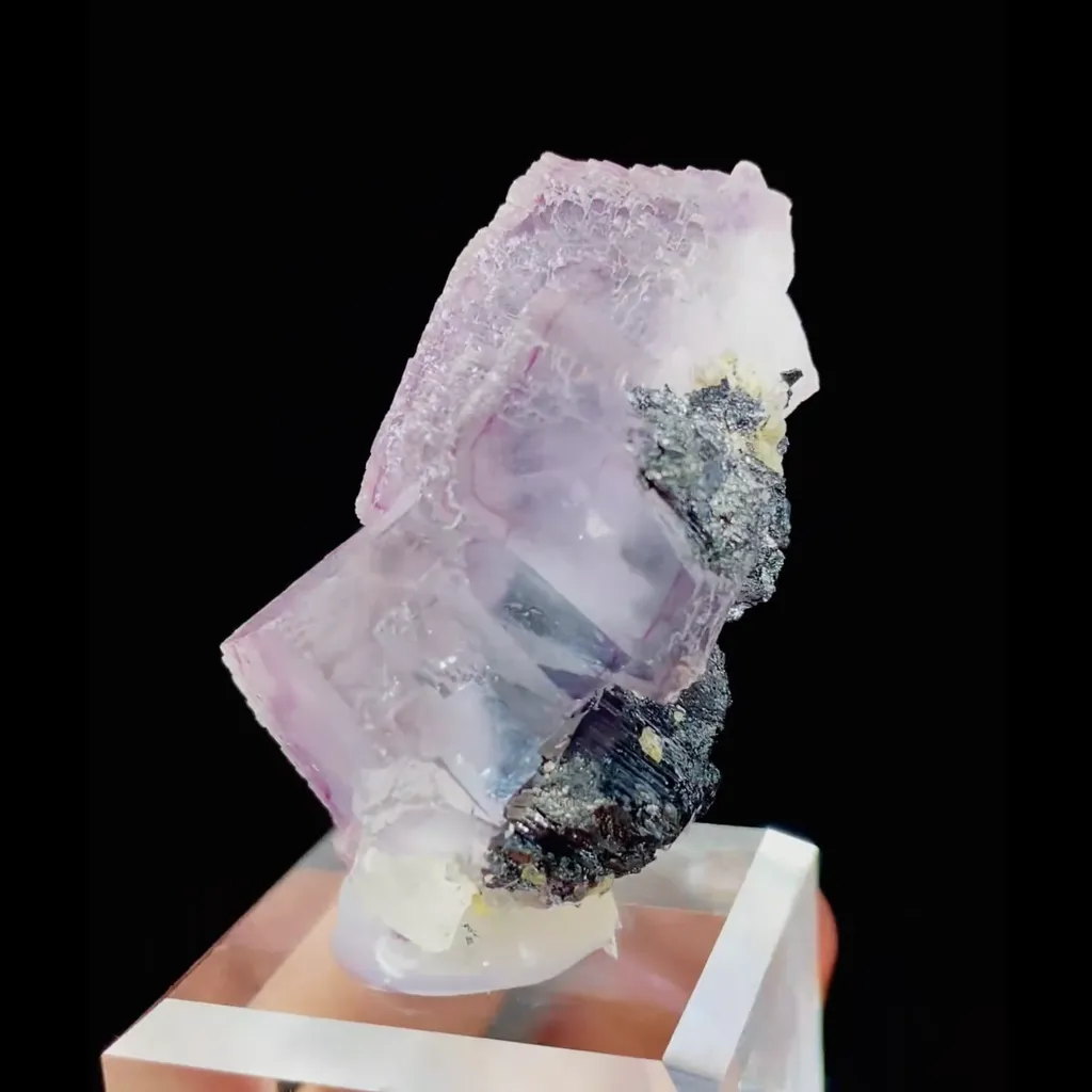 Natural Purple Fluorite and Black Wolframite Symbiosis comes from Yaogangxian,Hunan 40*35*40MM - image 2