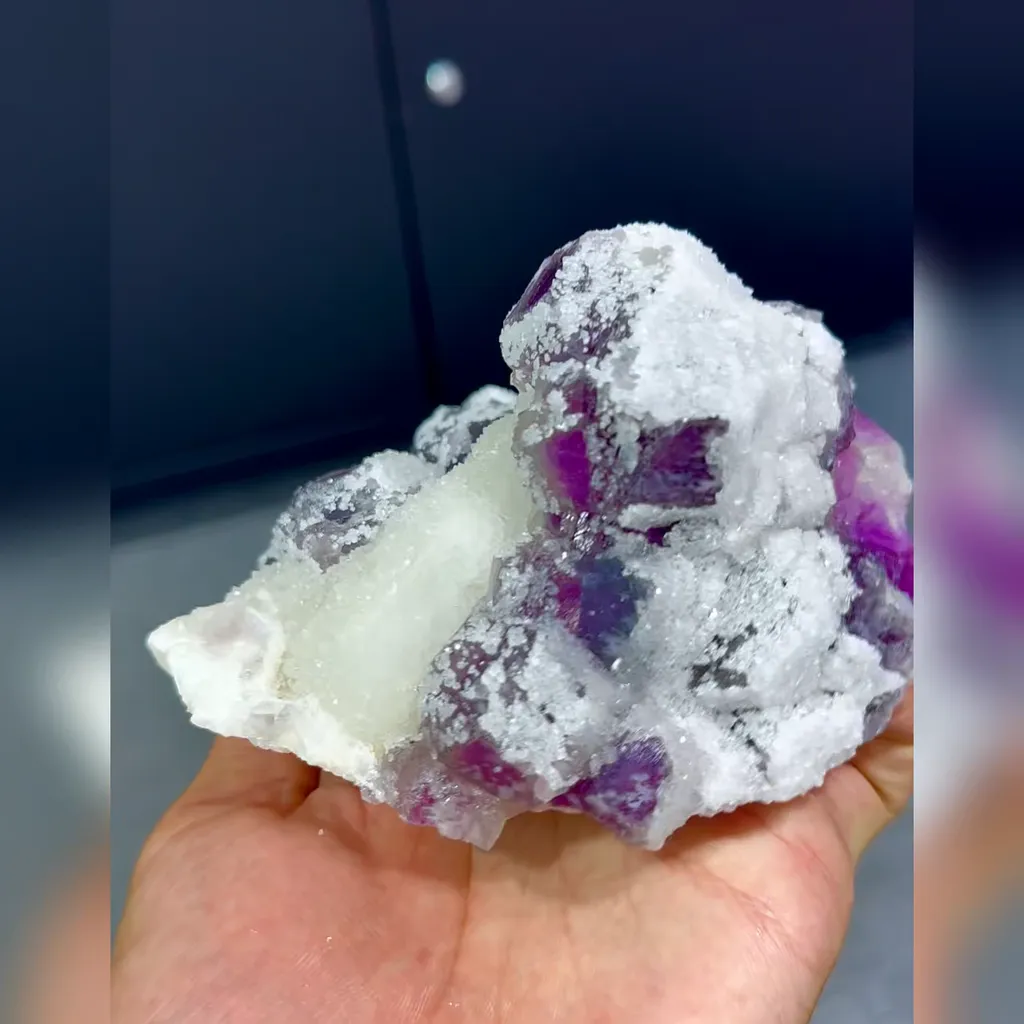 Natural Purple Fluorite and Calcite Symbiosis comes from De'an,Jiangxi 120*100*75MM - image 2