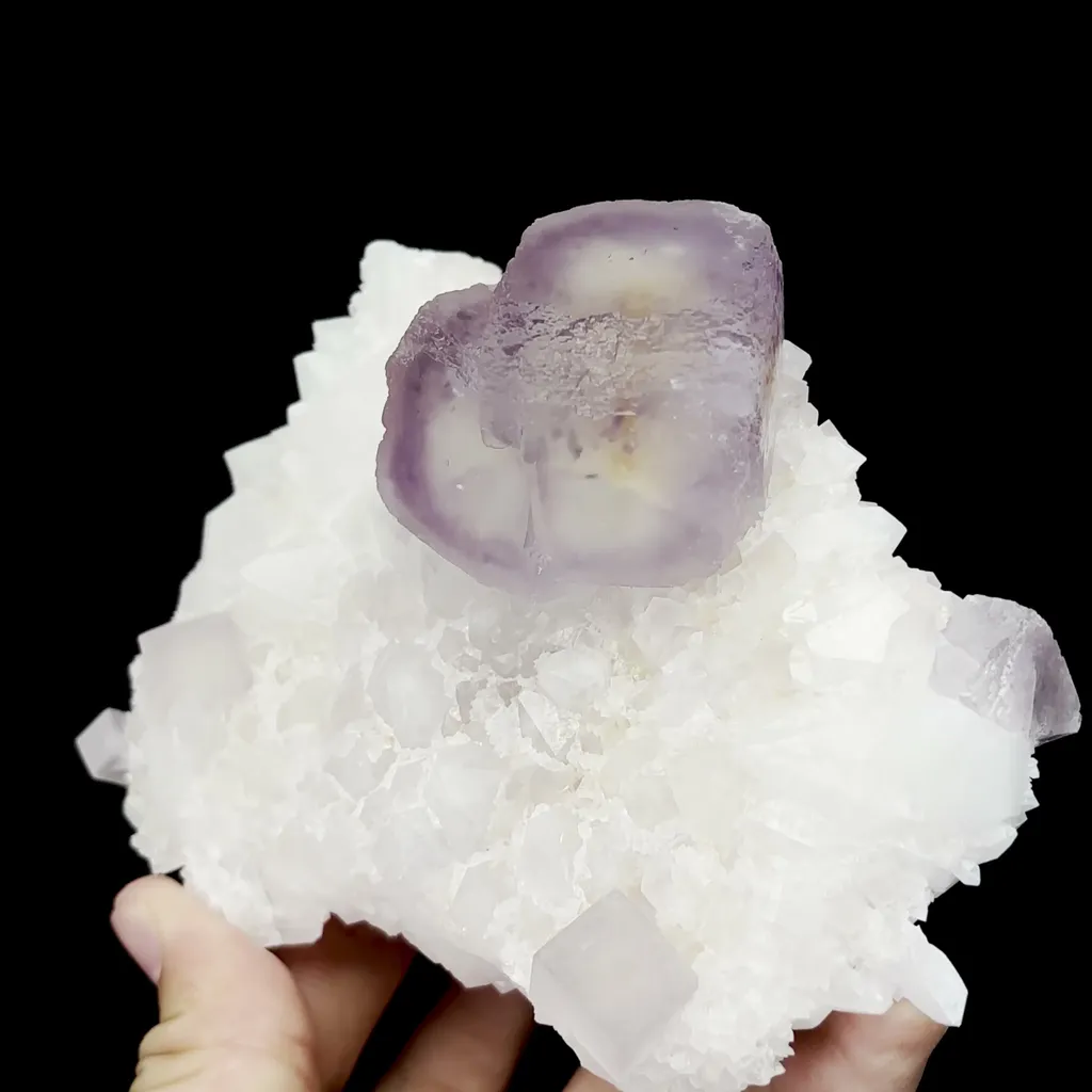 Natural Purple Fluorite and Crystal Mineral Specimen,High Quality Specimen,RUIJIN,JIANGXI,CHINA(124*95*58mm) - image 3
