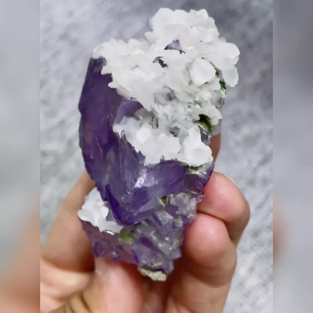 Natural Purple Fluorite and Flaky Calcite Symbiosis comes from Yaogangxian,Hunan 40*60*30MM - image 3