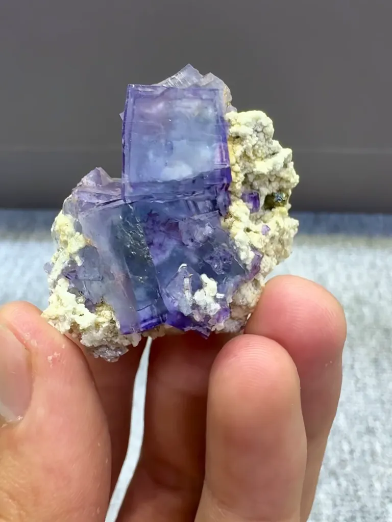 Natural Purple Fluorite and Mica comes from Yaogangxian,Hunan 40*25*30MM - image 5