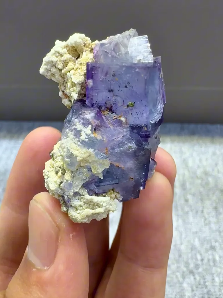 Natural Purple Fluorite and Mica comes from Yaogangxian,Hunan 40*25*30MM - image 4