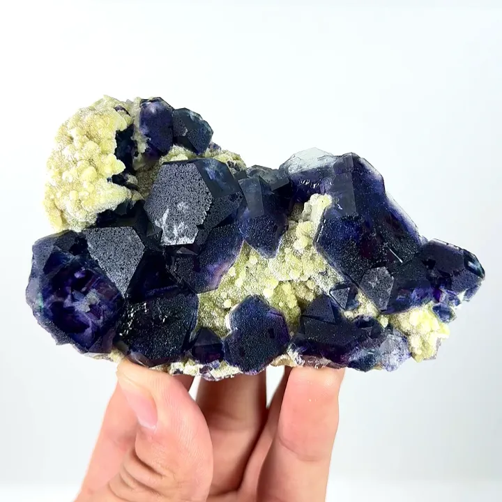Natural Purple Fluorite and Mica,Mineral Specimen:YINDU (100*30*60mm) image