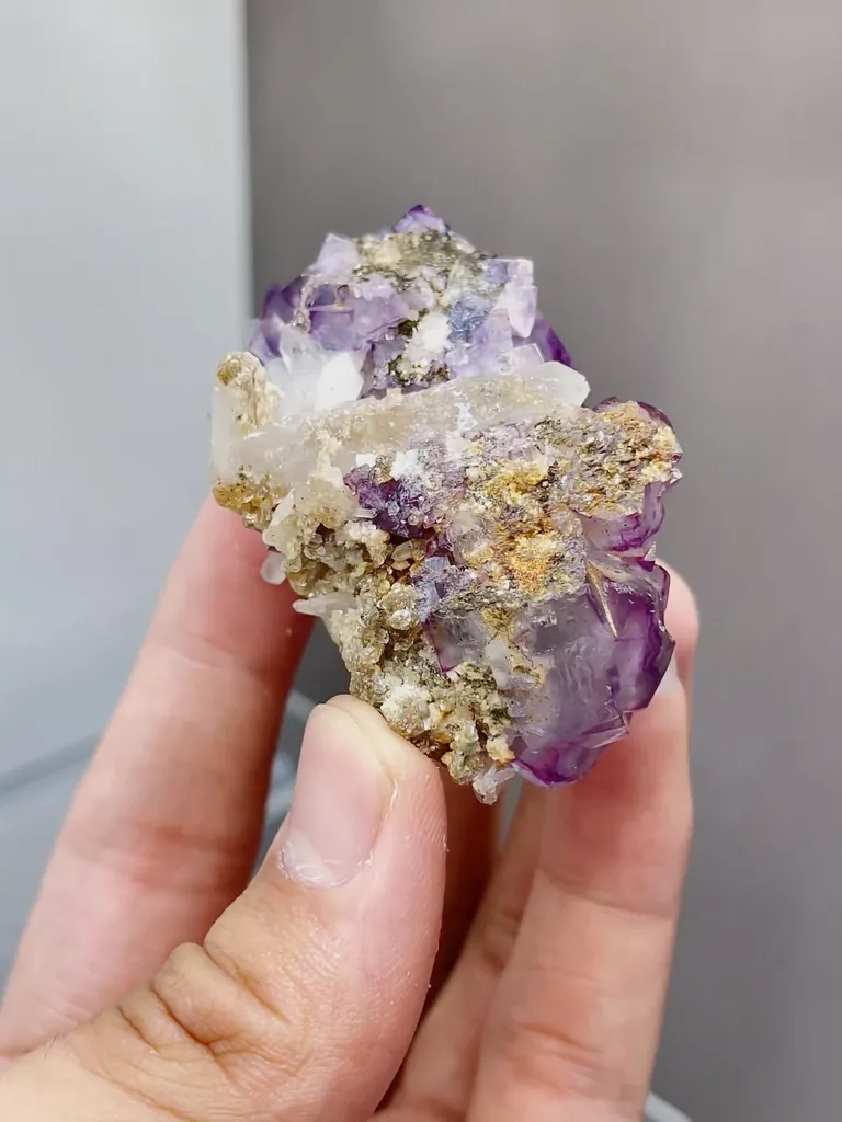 Natural Purple Fluorite and Quartz coexist comes from Yaogangxian,Hunan 50*35*35MM - image 6
