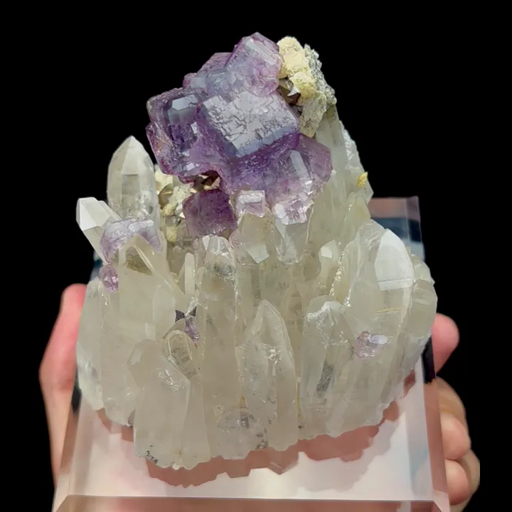Natural Purple Fluorite and Quartz Mineral Specimen,High Quality Specimen,YAO GANG XIAN,HUNAN,CHINA(99*103*77mm) image