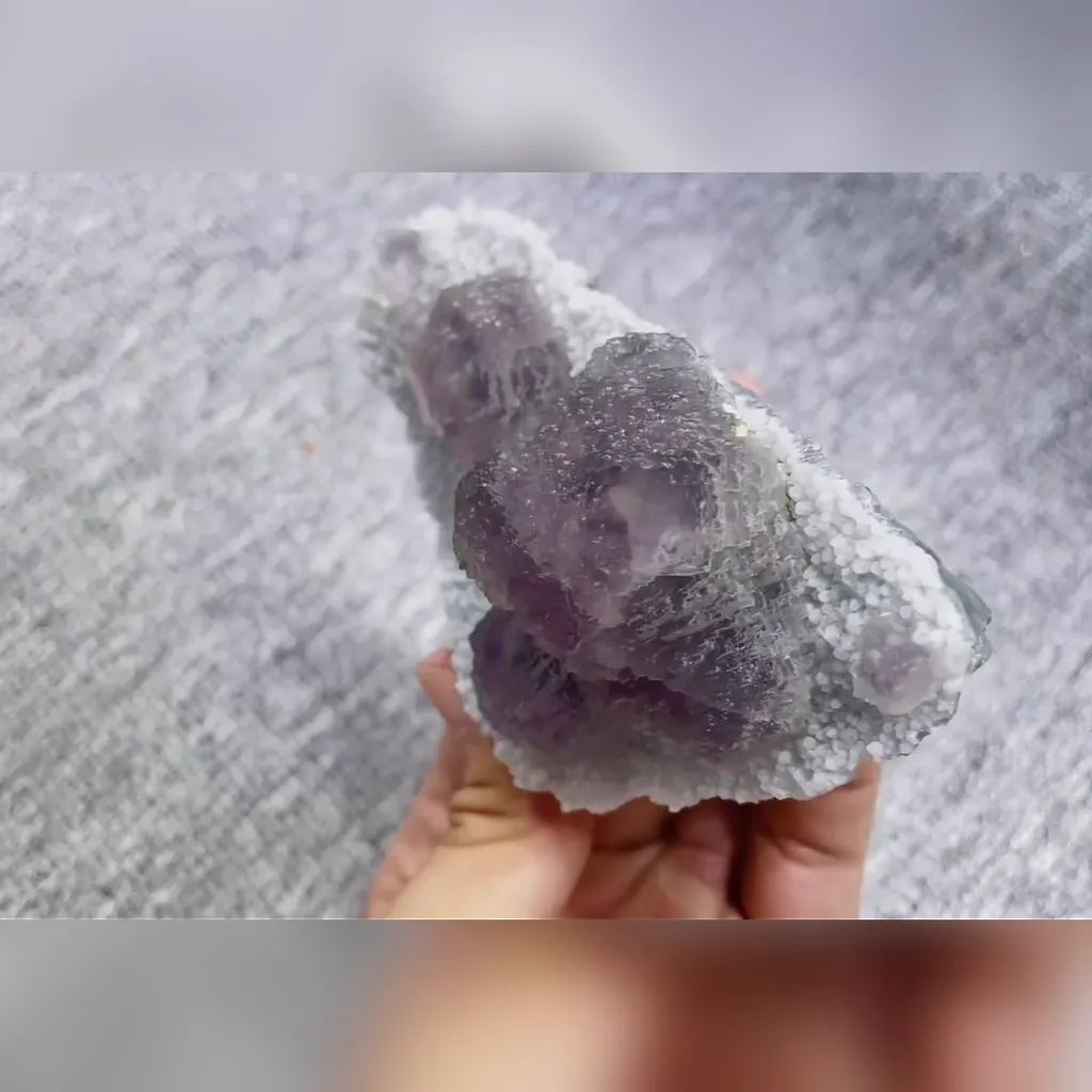 Natural Purple Fluorite and Quartz Symbiosis comes from Fujian,China 115*70*40MM - image 2