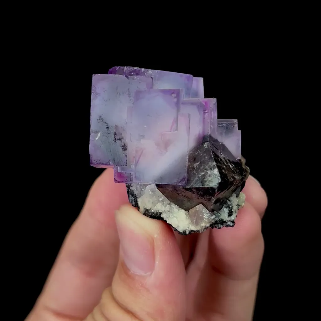 Natural Purple Fluorite and Scheelite Mineral Specimen,High Quality Specimen,YAO GANG XIAN,HUNAN,CHINA(30*45*25mm) image