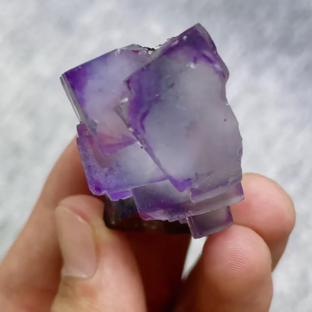 Natural Purple Fluorite and Scheelite Symbiosis comes from Yaogangxian,Hunan 30*45*25MM - image 2