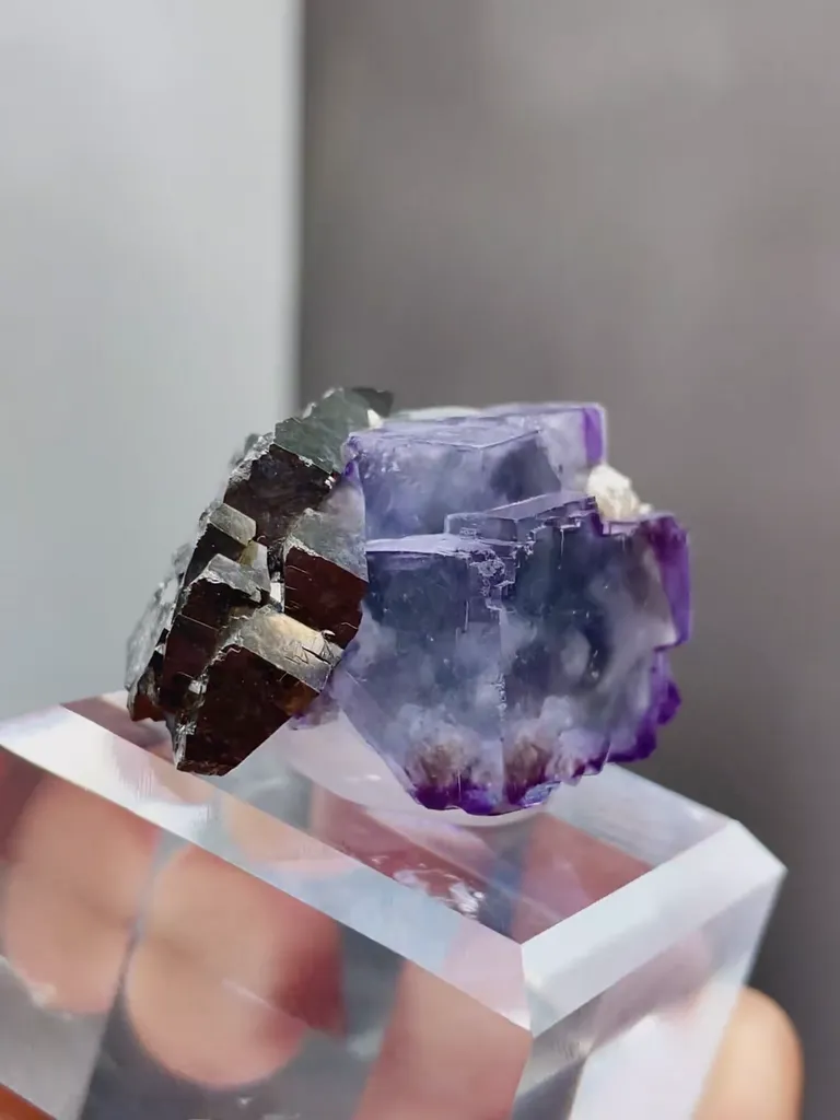 Natural Purple Fluorite coexists with Arsenopyrite comes from Yaogangxian,Hunan 40*30*20MM - image 3