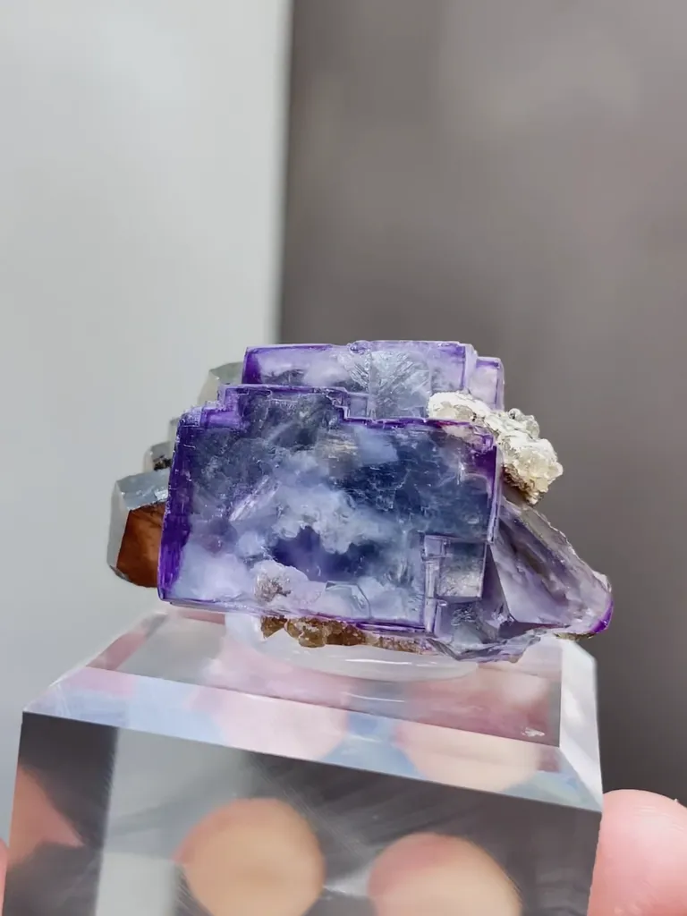 Natural Purple Fluorite coexists with Arsenopyrite comes from Yaogangxian,Hunan 40*30*20MM image