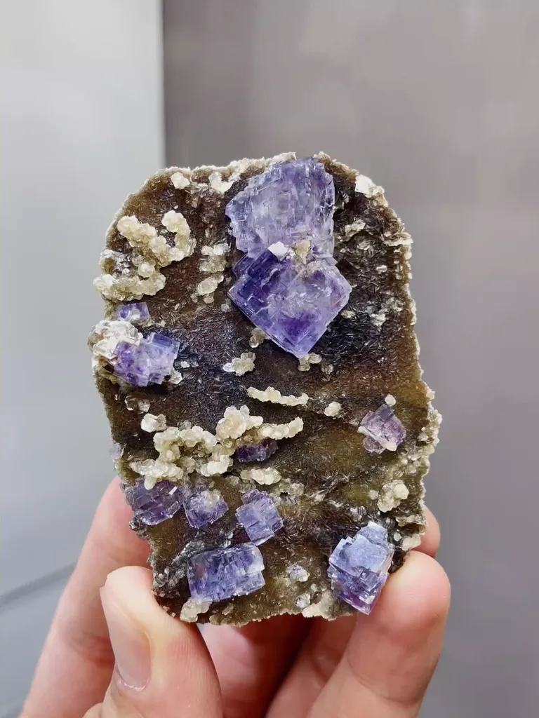 Natural Purple Fluorite coexists with Mica comes from Yaogangxian,Hunan 66*23*47MM image