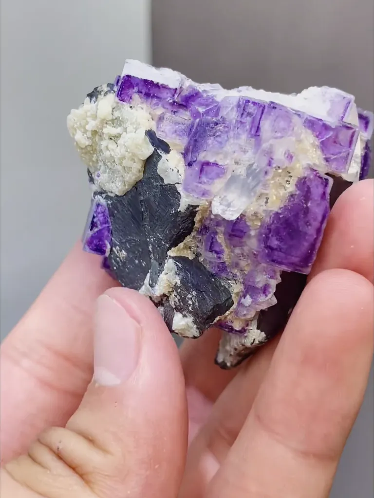 Natural Purple Fluorite coexists with Wolframite and Quartz comes from Yaogangxian,Hunan 40*40*45MM - image 5