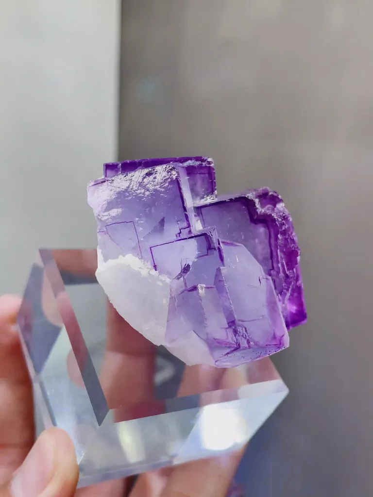 Natural Purple Fluorite comes from Yaogangxian,Hunan 50*40*40MM - image 4