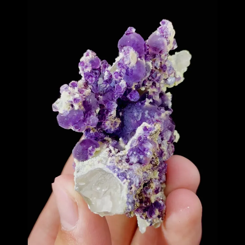 Natural Purple Fluorite with Pyrite and Quartz Symbiosis comes from Leipingkuang,Chenzhou 35*30*60MM image