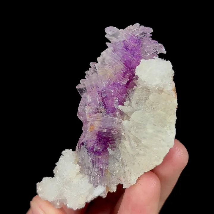 Natural Purple Gypsum, Mineral Specimen:Guizhou,China (35*30*70MM) image