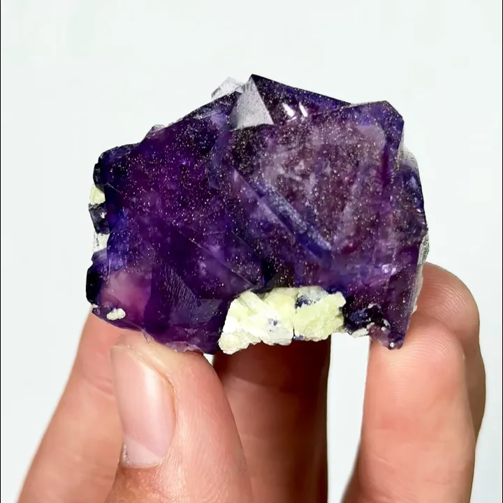 Natural Purple Octahedral Fluorite and Pyrite, Mineral Specimen: Inner Mongolia,China (35*30*20MM) - image 2
